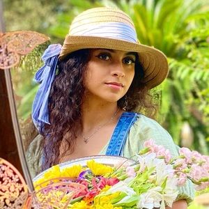 Meet your Posher, Camille